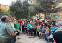 В районе Айни перевернулся грузовик с углем