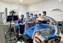 В Таджикистане впервые провели бесшовное эндоскопическое стентирование